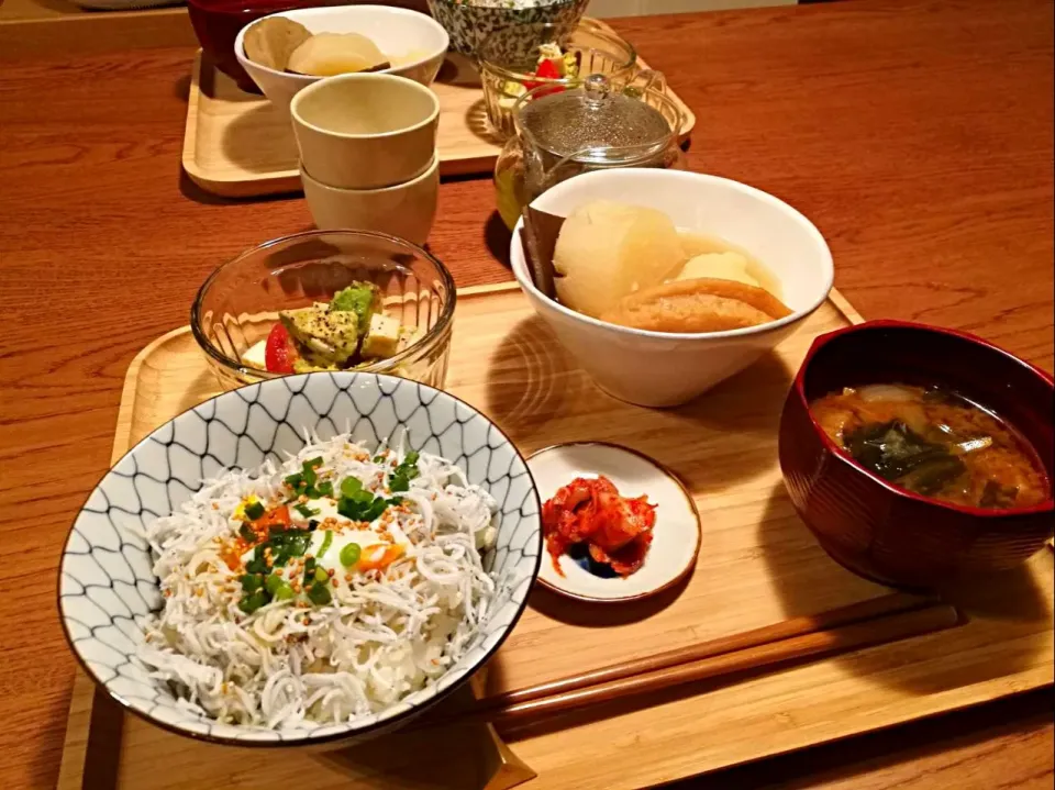 今日の夕飯 #しらす丼|こあささん