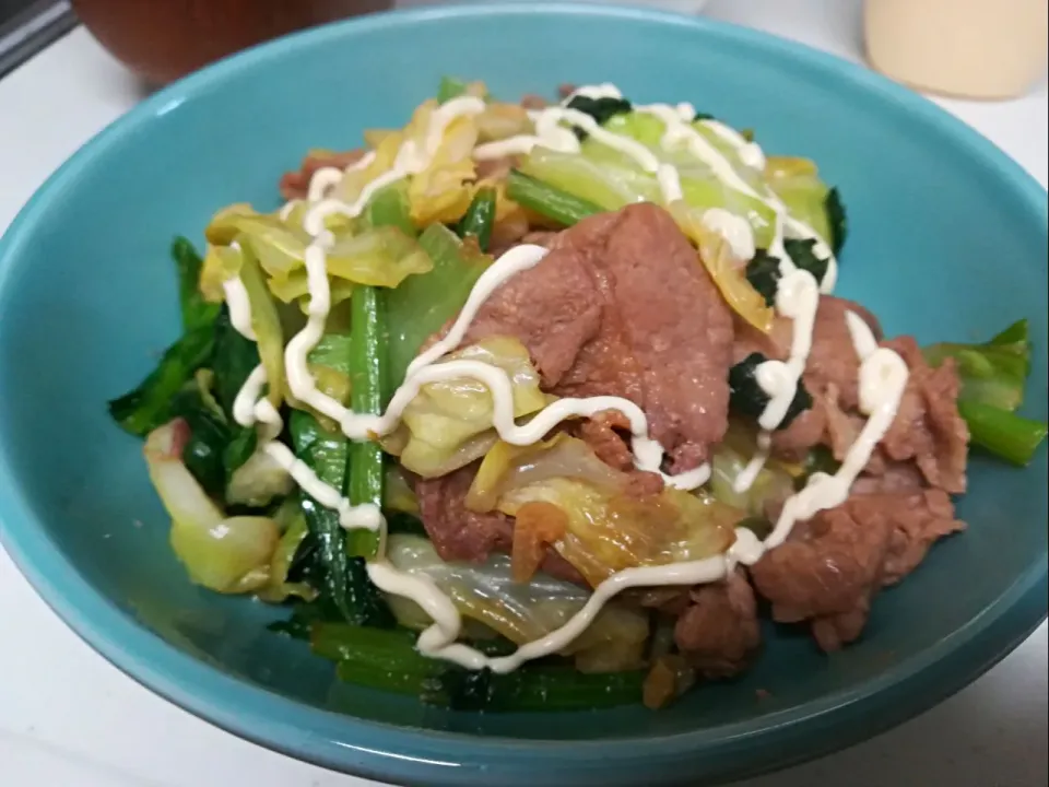 キャベツと小松菜のしょうが焼き炒め(*´σｰ｀)ｴﾍﾍ|たらひろさん