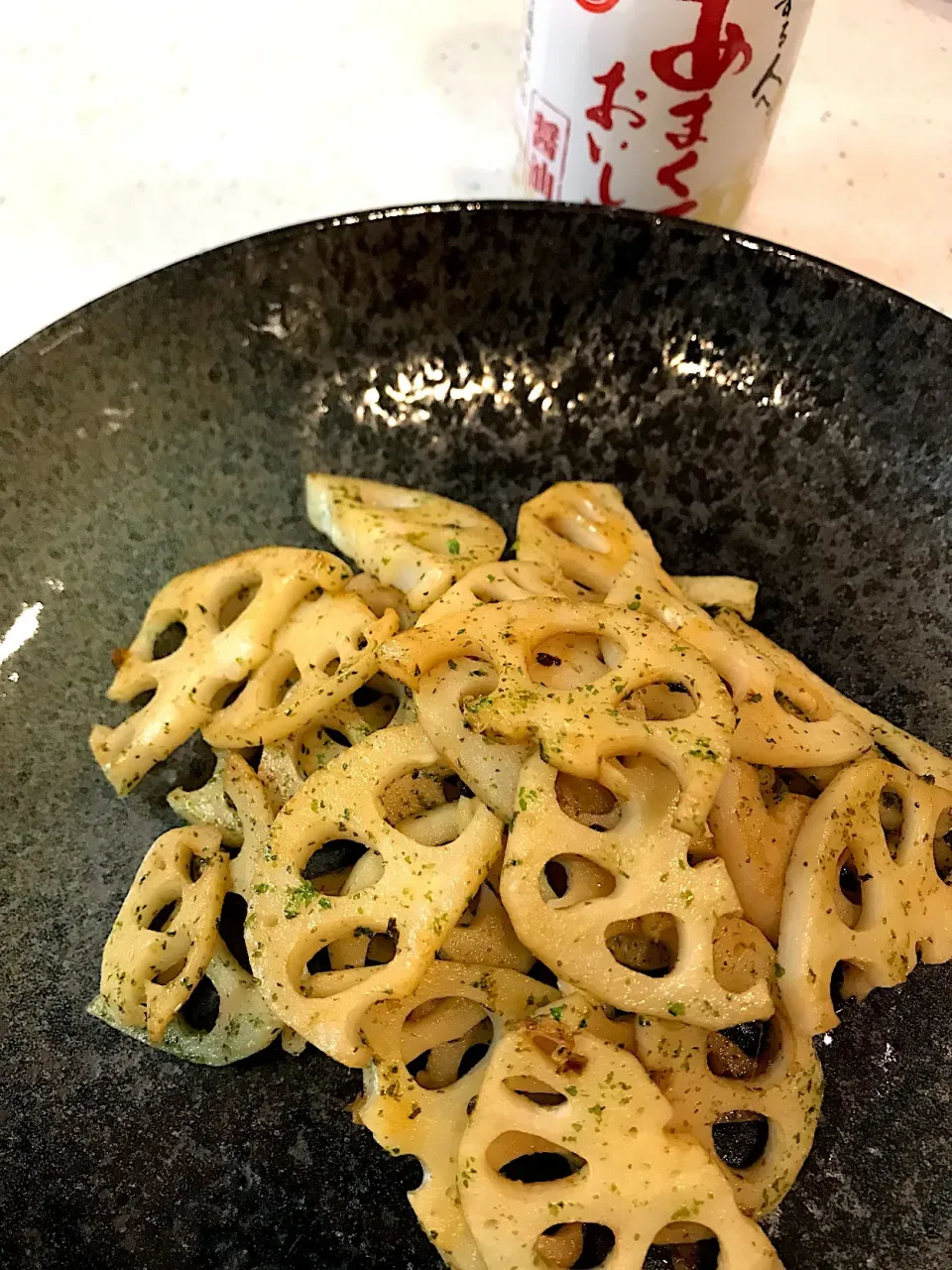 からあげビールさんの料理 シンプルがウマッ♡香ばしバター醤油の甘辛れんこんステーキ|リカさん