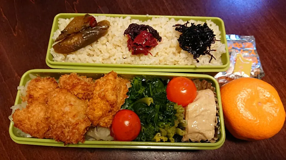 Snapdishの料理写真:チキンカツ弁当
 #今日のお弁当|りょーさん