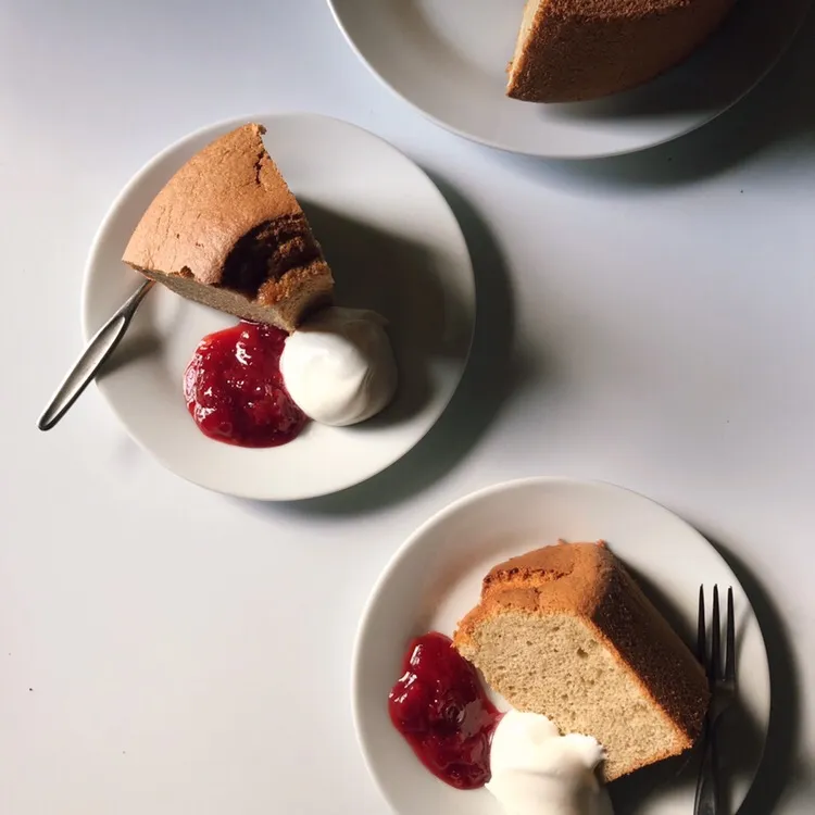 やまださんの料理 蕗の薹のシフォンケーキ|やまださん