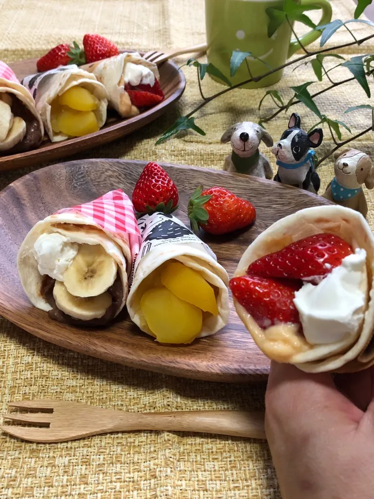 #フラワートルティーヤ でデザートラップサンド🍓🍌|くっきいママさん