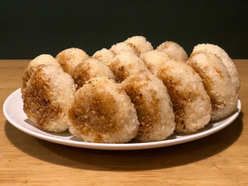 焼きおにぎり🍙
8:00am やっと明るくなってきた😊|女神さん