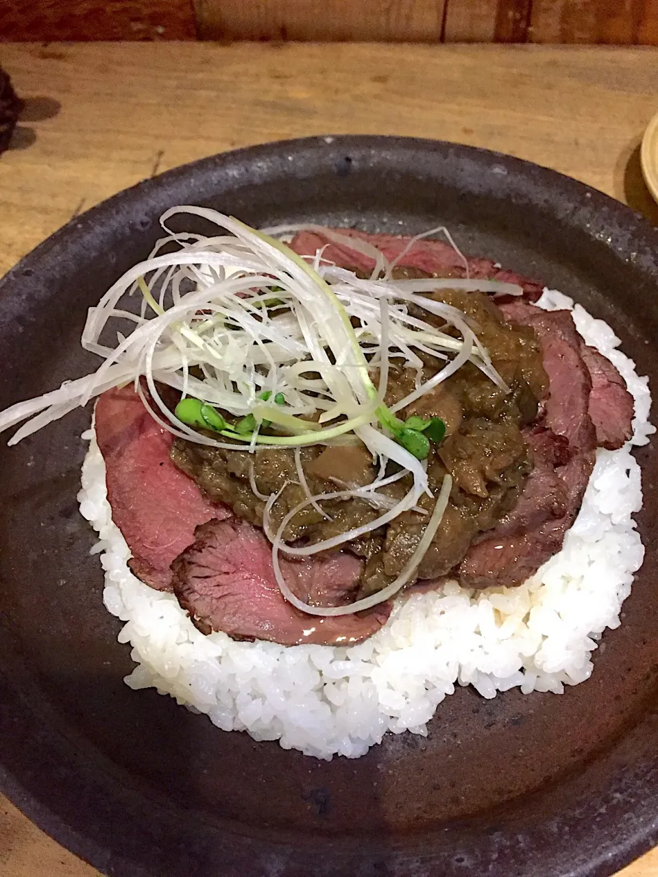 ステーキ丼（素敵丼）@洋食 素敵屋さん（さいたま新都心）|Kazuya Miyukiさん