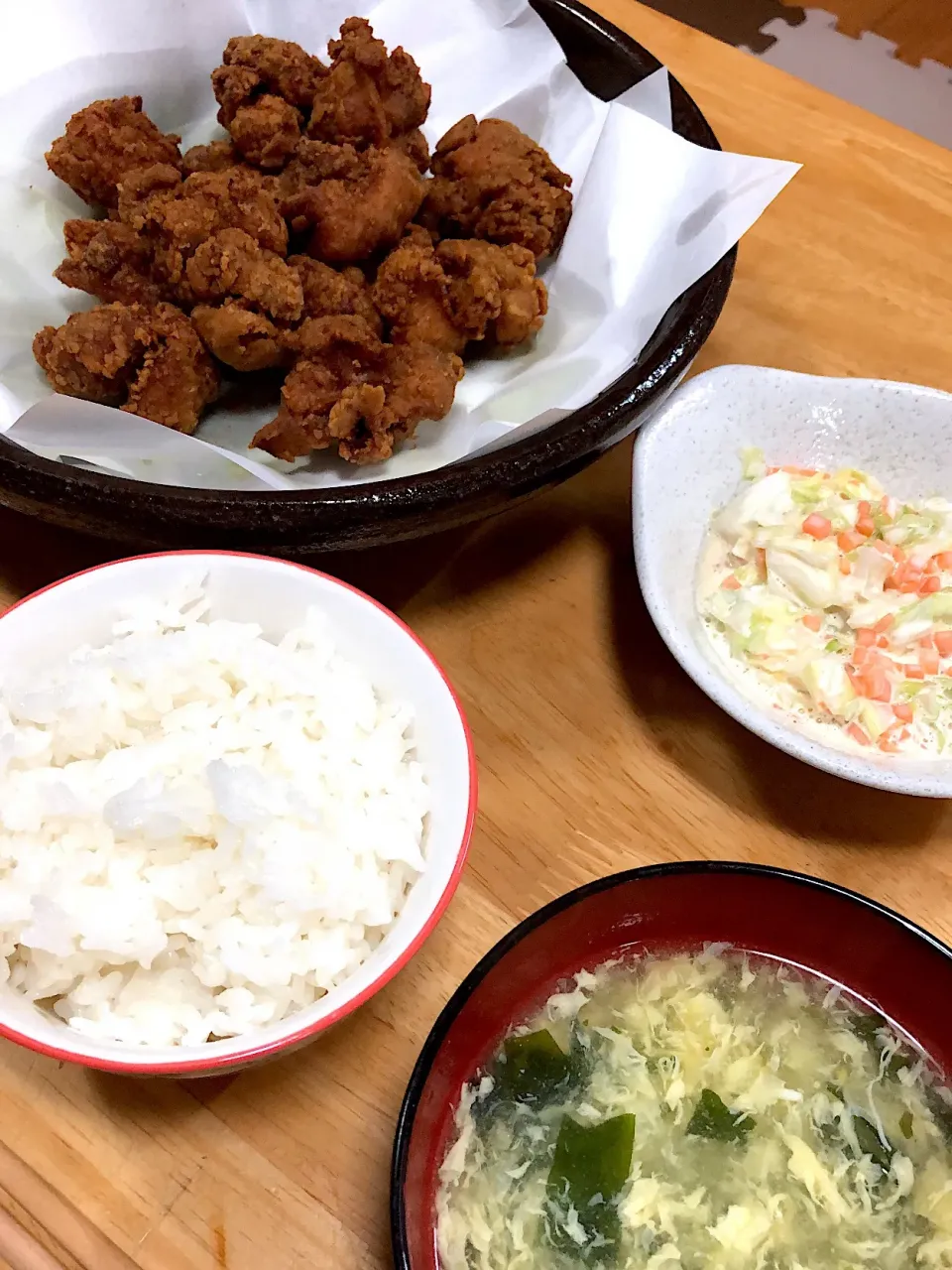 カレー味唐揚げ、コールスロー、卵スープ、ご飯|Naoko Chinenさん