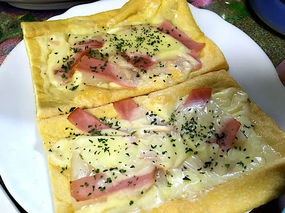 お揚げの餅ハムチーズ焼き♪|かおちゃんさん