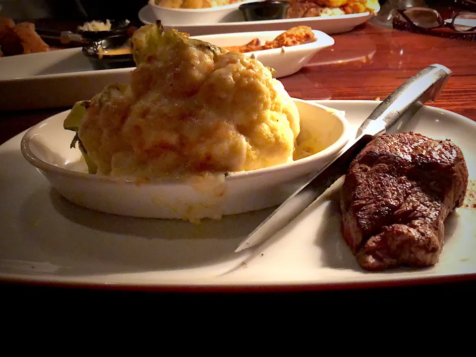 Sirloin with Cauliflower Au Gratin|Maranda Shantell Edensさん