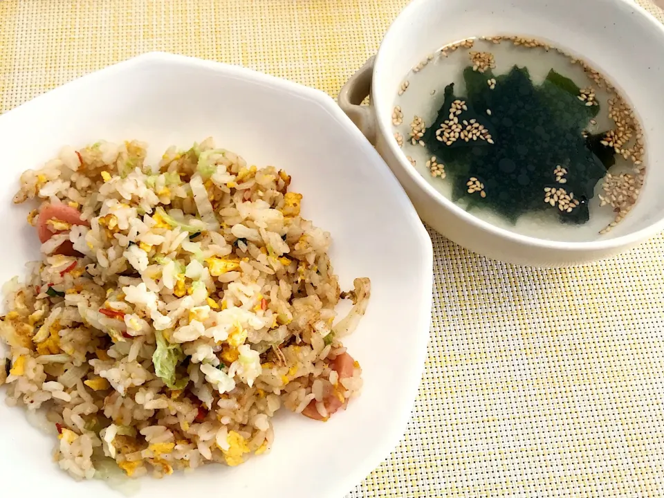 アルプスの乙女さんの超簡単～わかめスープ でカニ炒飯中華ランチ☆|やにゃさん