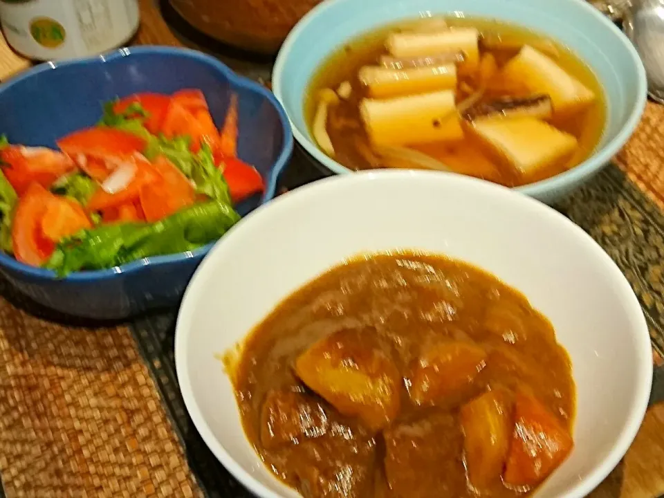 カレー&厚揚げ煮物&トマトサラダ|まぐろさん