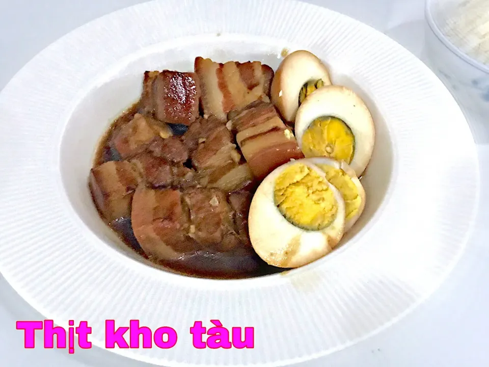 Thịt kho tàu- Caramelized Pork and Eggs|デビッドさん