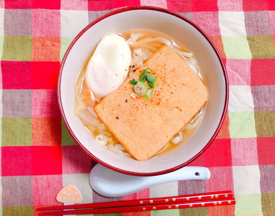 七味で代謝アップ！きつねうどん🍜|はらぺこちゃんさん