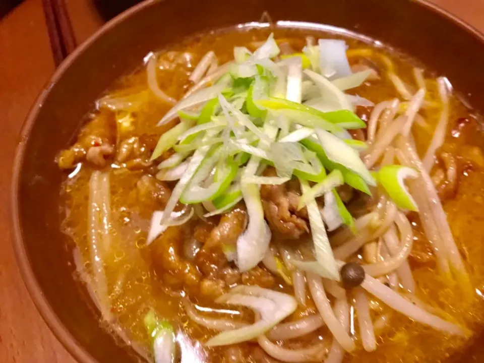 20190118🍜お昼はあんかけ風の具を乗せた家ラーメン
 #washoku  #札幌ラーメン|akiyo22さん