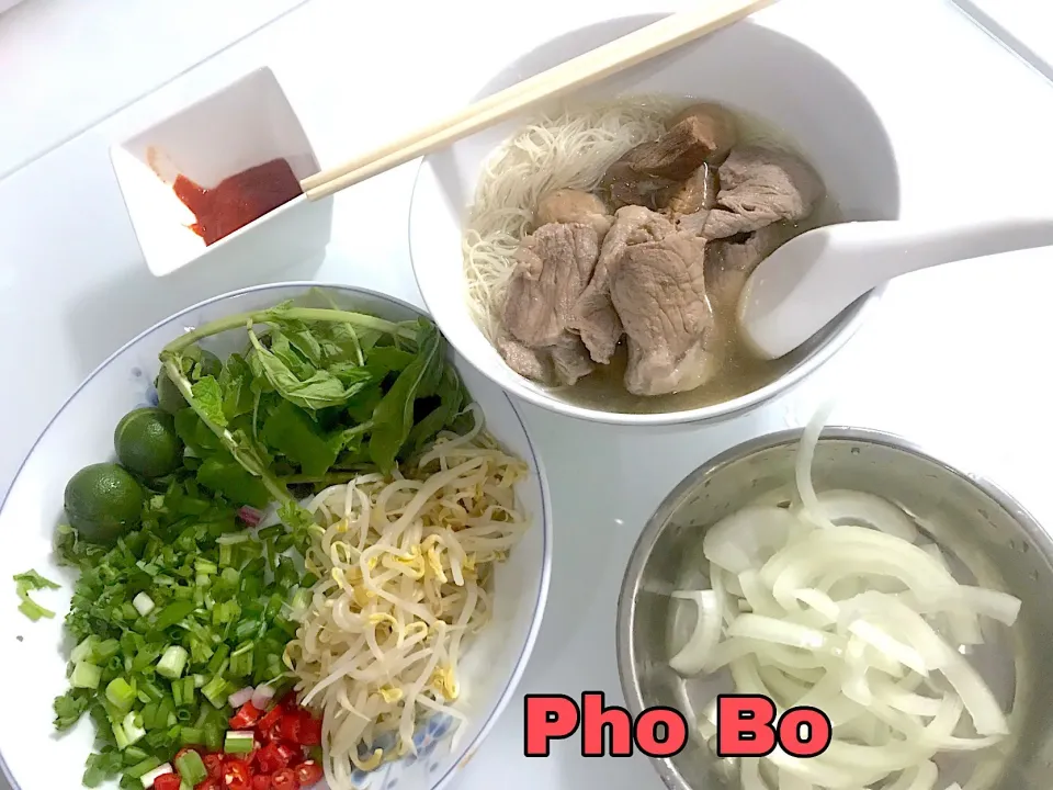 Pho Bo- Vietnamese Beef Noodle|デビッドさん