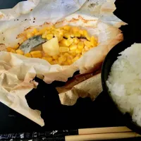 Snapdishの料理写真:鮭の包み焼き|コフさん