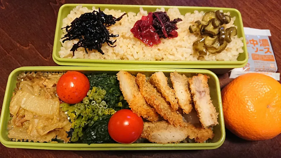 チキンカツと白菜カレー弁当
 #今日のお弁当|りょーさん