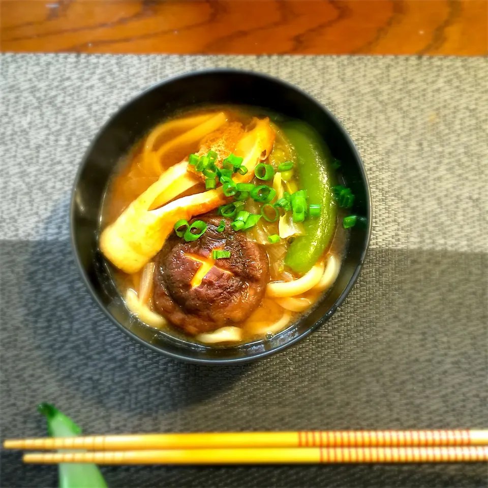 Snapdishの料理写真:味噌煮込みうどん|yakinasuさん