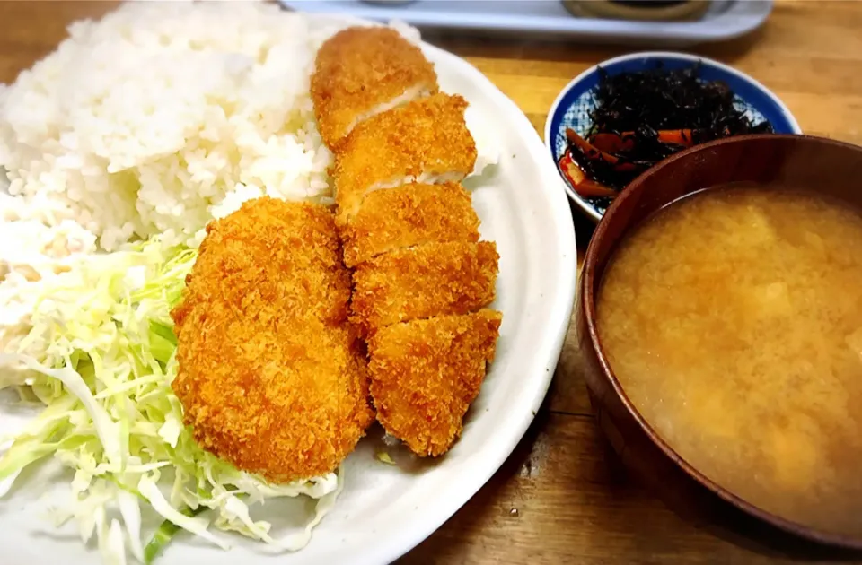 ササミチーズカツ定食 ¥640|Blue Moon Caféさん