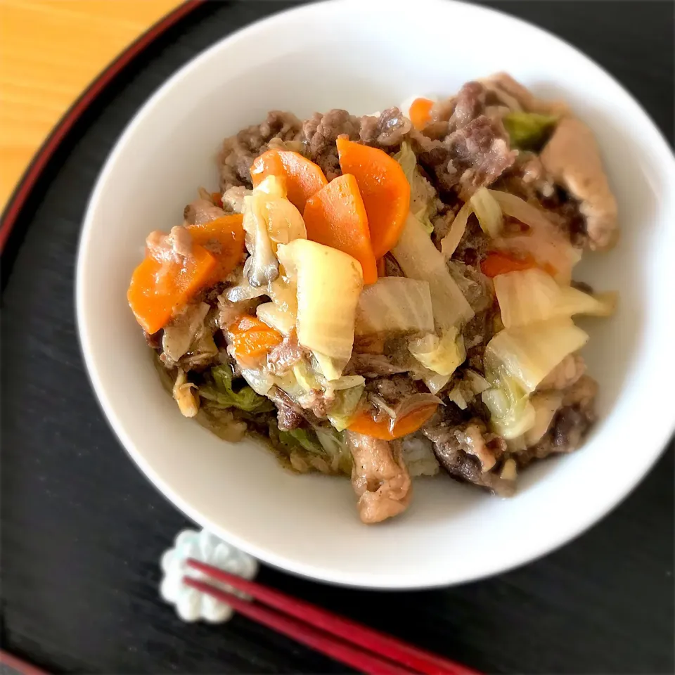 中華風牛丼(　-᷄ ω -᷅ )お昼ごはん|サチャンさん