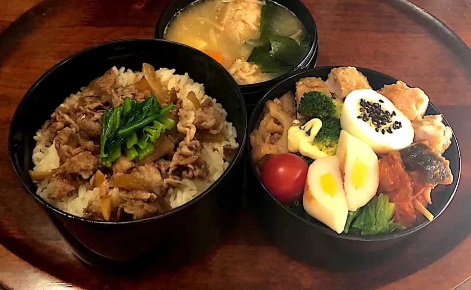 Snapdishの料理写真:本日もお弁当🍱チキン味噌ハチミツ漬け🍳チーチク🧀ブロッコリー🥦ほうれん草🥬切り干し大根 #息子弁当  #サーモスランチジャー  #チキン  #みそ #ハチミツ #チーチク  #ブロッコリー🥦  #ほうれん草 # #切り干し大根  #札幌  #中島公園|Yukie  Toriseさん