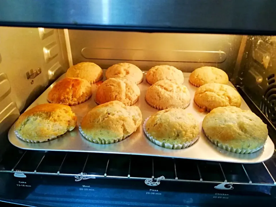 Now baking banana muffin|Kate D Cruzさん