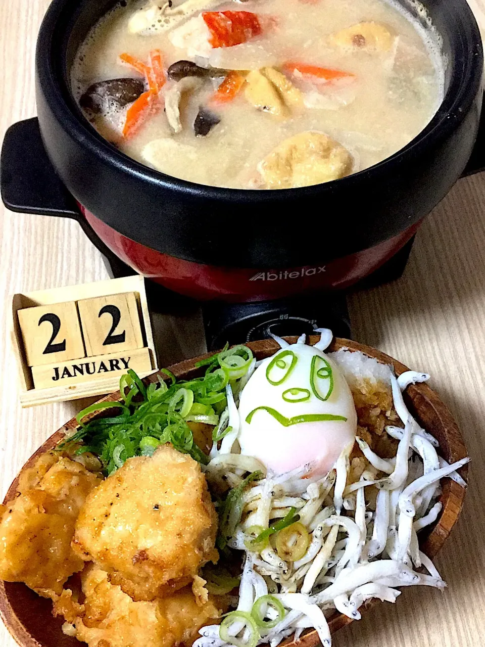 Snapdishの料理写真:晩酌スタート！
#粕汁
#鶏肉の唐揚げ
#しらすおろし
#手抜きw|伍龍やすさん