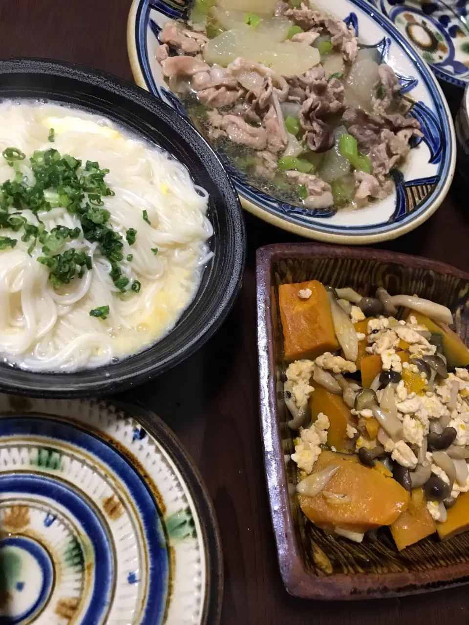 Snapdishの料理写真:1月22日晩ご飯。豚大根煮、かぼちゃあん、小豆島のそうめんでたまごにゅうめん。|あやさん