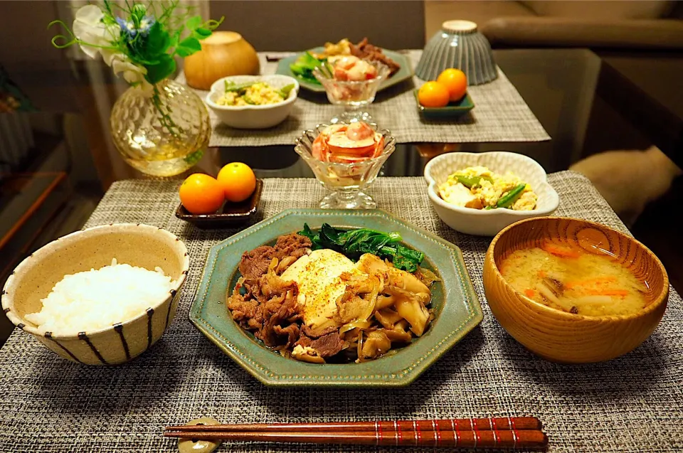 ❅肉豆腐
❅ミニトマトのごまマヨ和え
❅スナップえんどうと厚揚げの卵とじ
❅にんじん、ごぼう、しめじの味噌汁|はらしおりさん