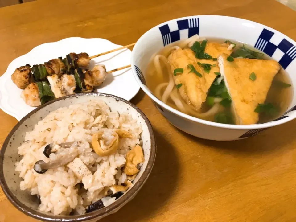 炊き込みご飯、うどん、焼き鳥|ochiesanさん