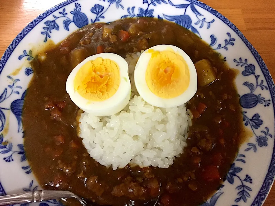 びっくり目玉のキーマカレー♪|さんだーさん