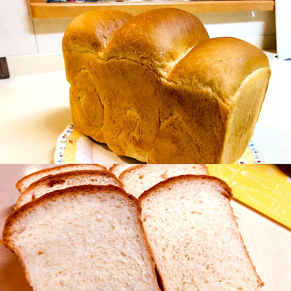 手作り生クリーム入り食パン🍞ほんのり甘さがあって美味しかったです！😀|hiroshi40さん