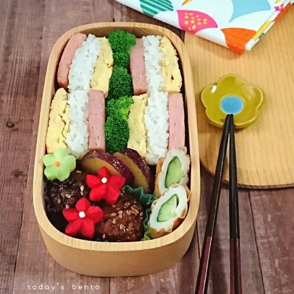 Snapdishの料理写真:スパムおにぎり弁当|erinko0205さん