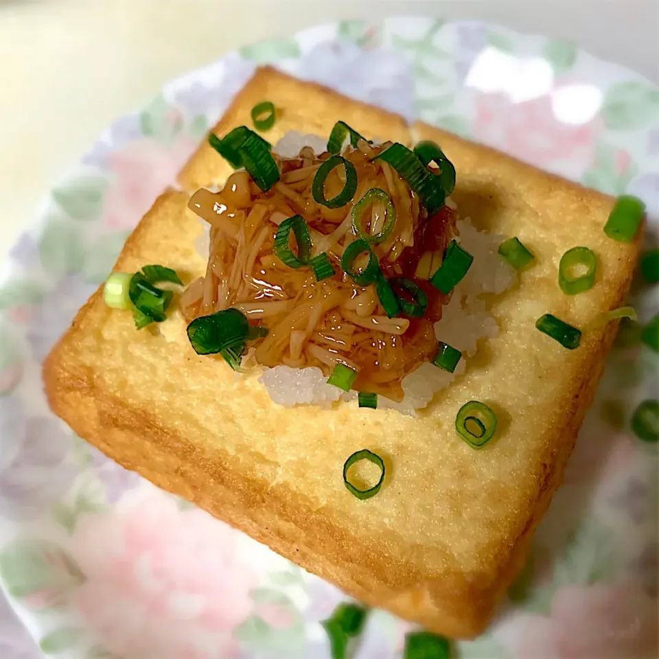 モグちゃんさんの料理 ナメタケおろし丼😼バカ旨✨
ナメタケおろしを厚揚げにのっけました〜😋|みなさん