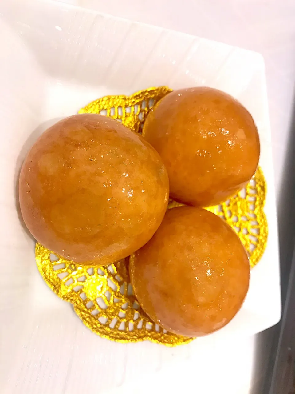 Deep fried egg yolk and lotus seed paste buns|Sky Blueさん