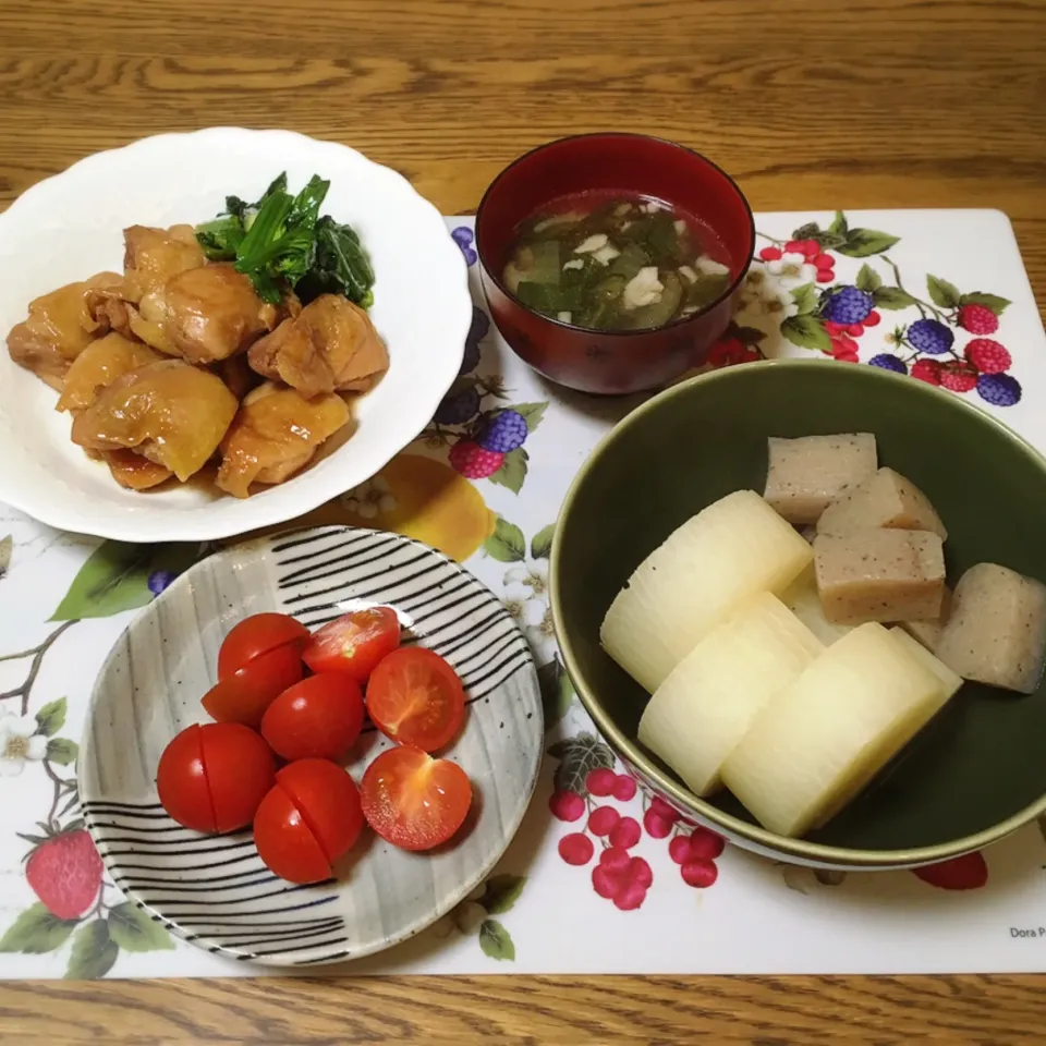 鶏の照り煮・もずく入りスープ・風呂吹き大根・プチトマト|美也子さん