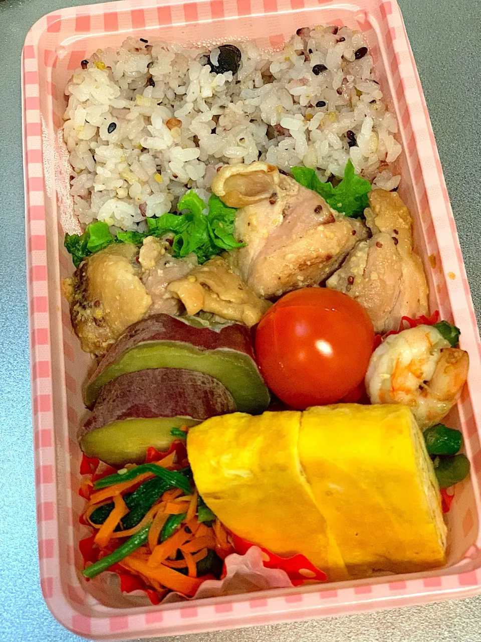 1/26🐓お弁当🐰🥕|irodori🍡さん