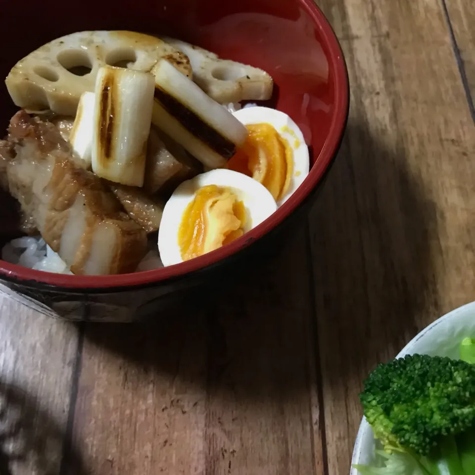 かおちゃんさんの料理 豚の角煮で娘と2人lunch♪|naho_nonaさん