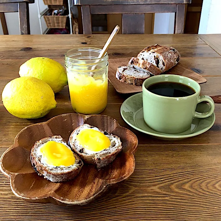 自家製 #レモンカード のある朝食🍋🥖☕️|sato*さん