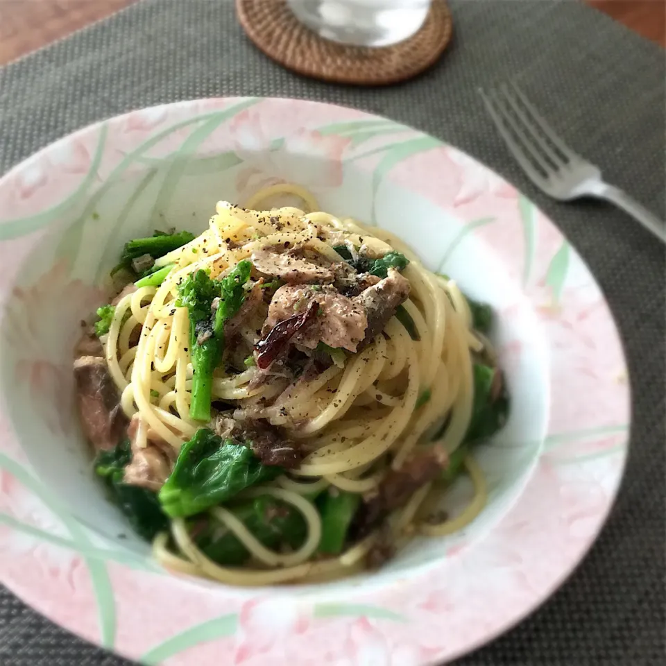 さば缶と菜の花のスパゲッティ🍝|𓇼 Ⓢ Ⓗ Ⓘ Ⓝ Ⓞ Ⓑ Ⓤ 𓇼さん