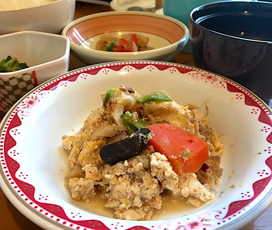 アル中病棟の朝ごはん☀️☀️🔆10日目
ごはん🍚 みそ汁（麸） 焼き豆腐の煮付け  大根サラダ🥗  のり佃和え|ぽんたさん