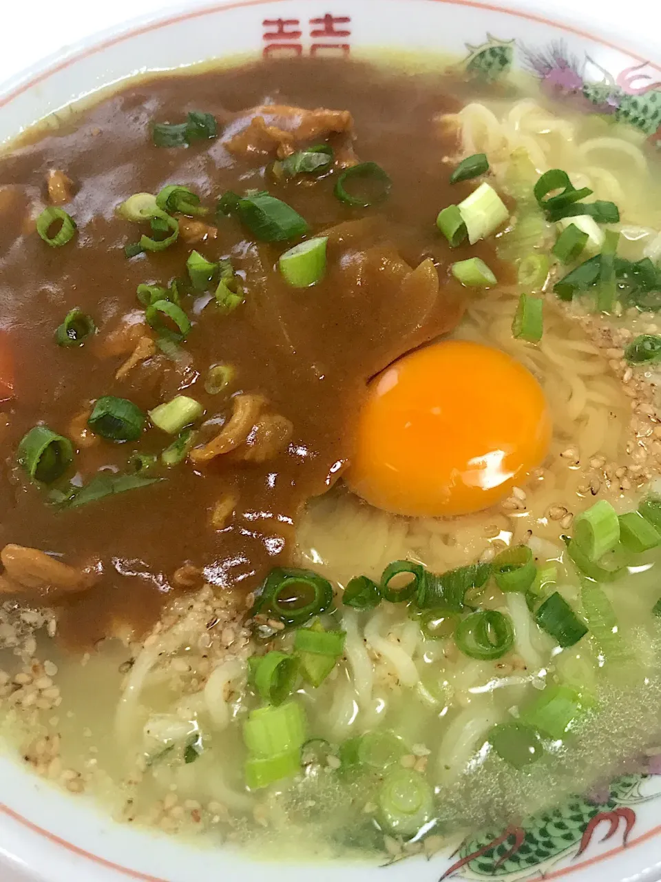 塩ラーメン➕カレー＝カレーラーメン♫wwwww|Yoshihiro Andoさん