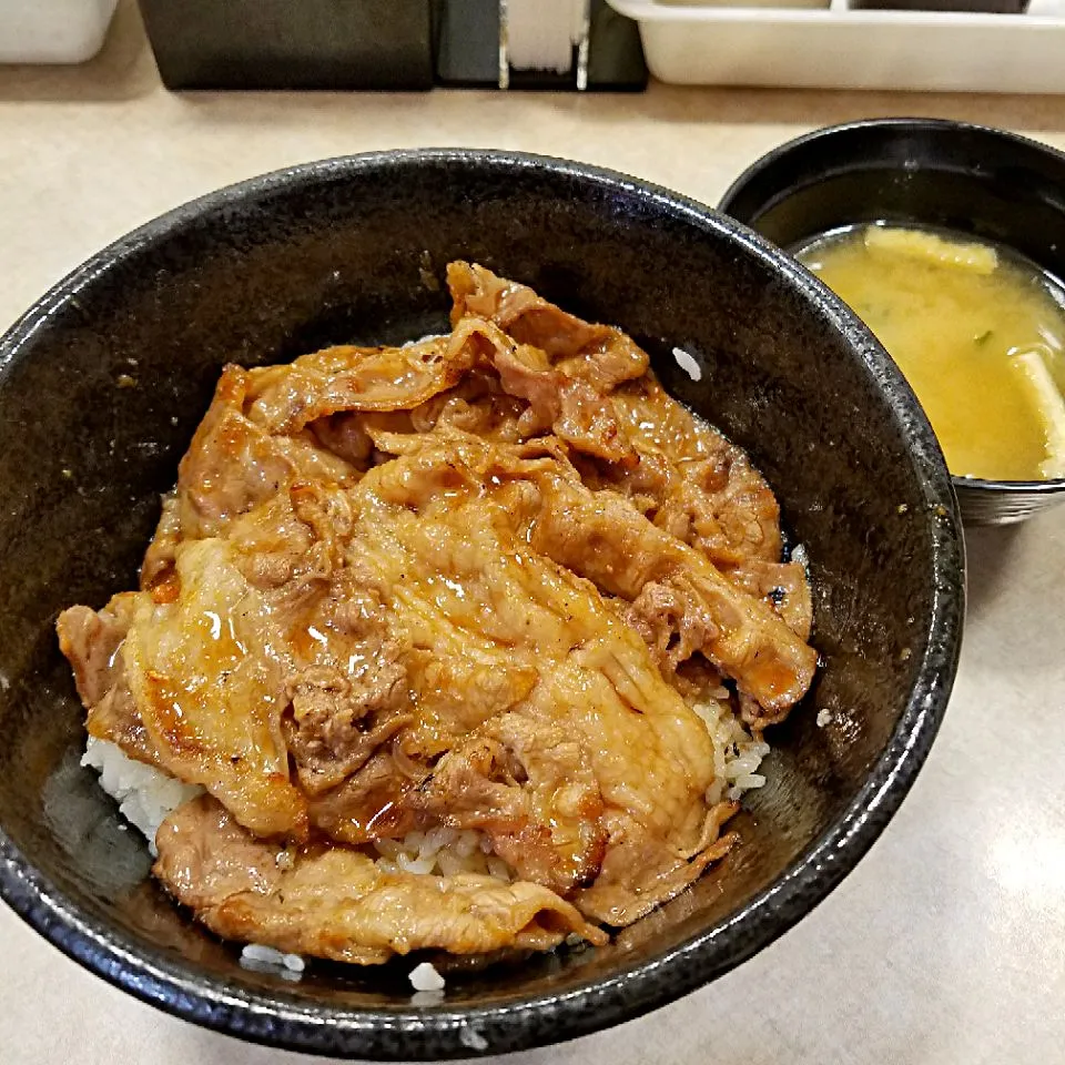 焼き牛丼|nobさん