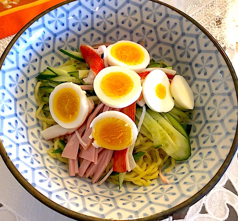 お休みの方は、冷やしラーメン🍜 #ラーメン  #冷やしラーメン #札幌 #中島公園|Yukie  Toriseさん