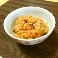 Snapdishの料理写真:炊き込みご飯|かおりさん