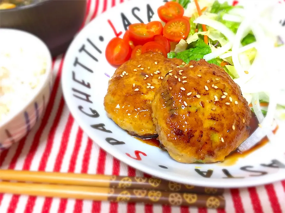 今日の夕飯🍚つくねバーグ🙂|琥珀さん