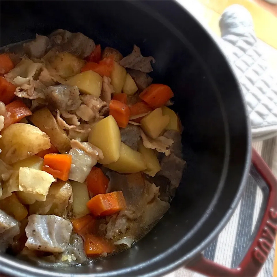 無水鍋で肉じゃが😋👌|ららさん