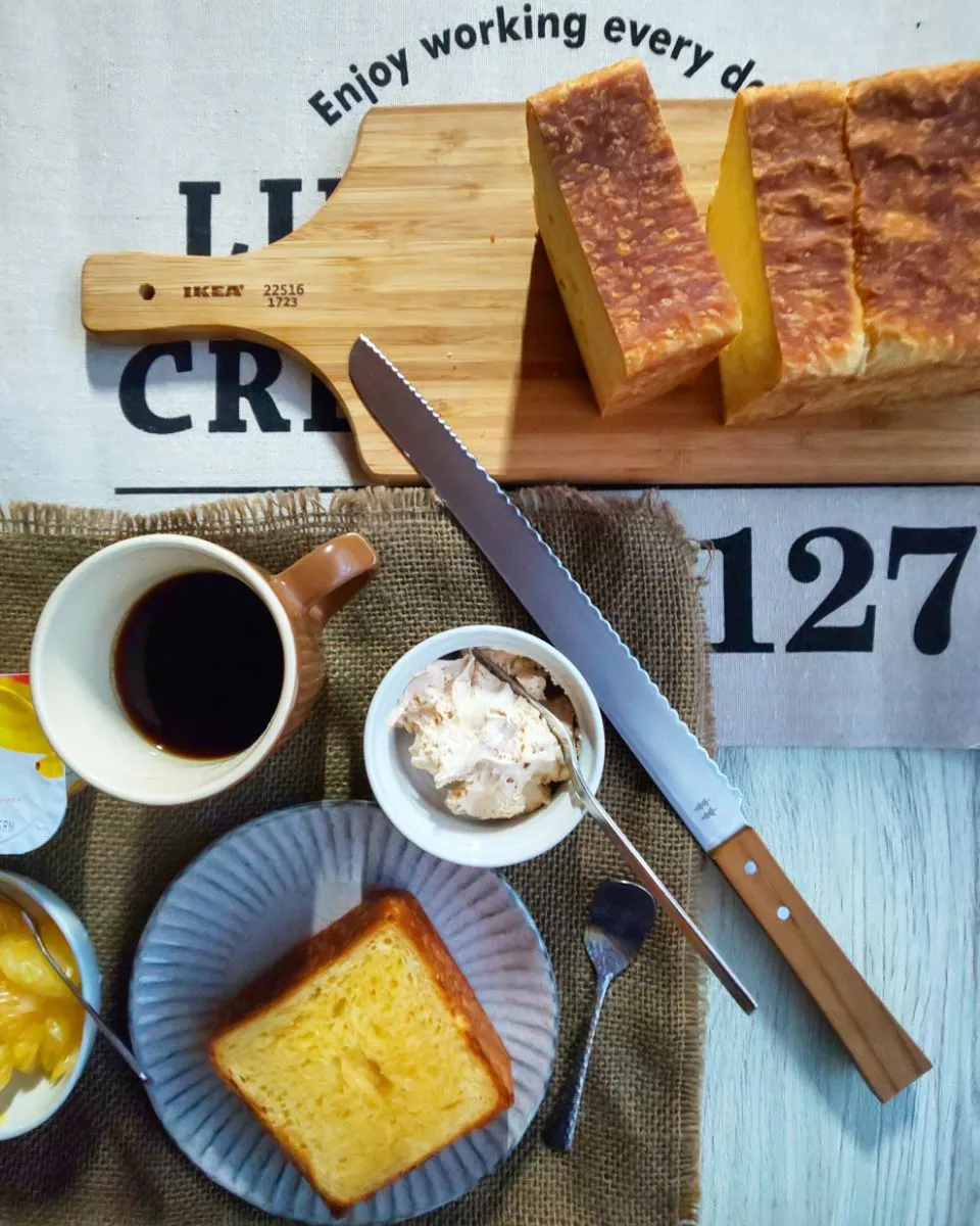 Snapdishの料理写真:ブリオッシュ風角食パン🍞|真希さん