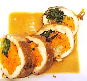 鶏肉で巻きまき煮物🥕|ちぐあささん