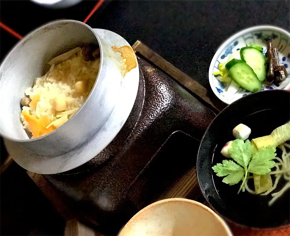 釜飯とお吸い物|チカさん