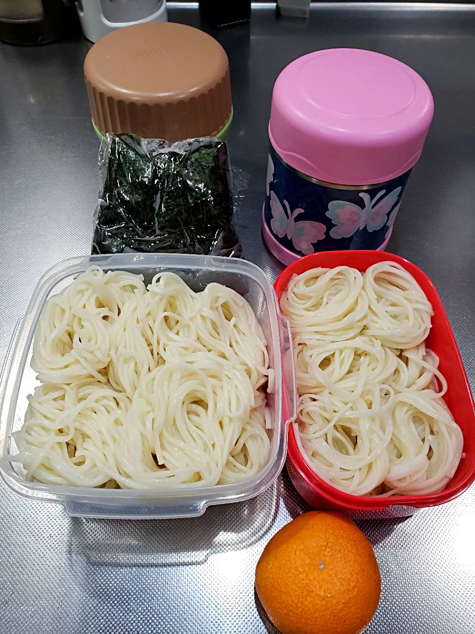 Snapdishの料理写真:今日のお弁当　パパ&中学生娘ちゃん(*^^*)|sakuhimaさん