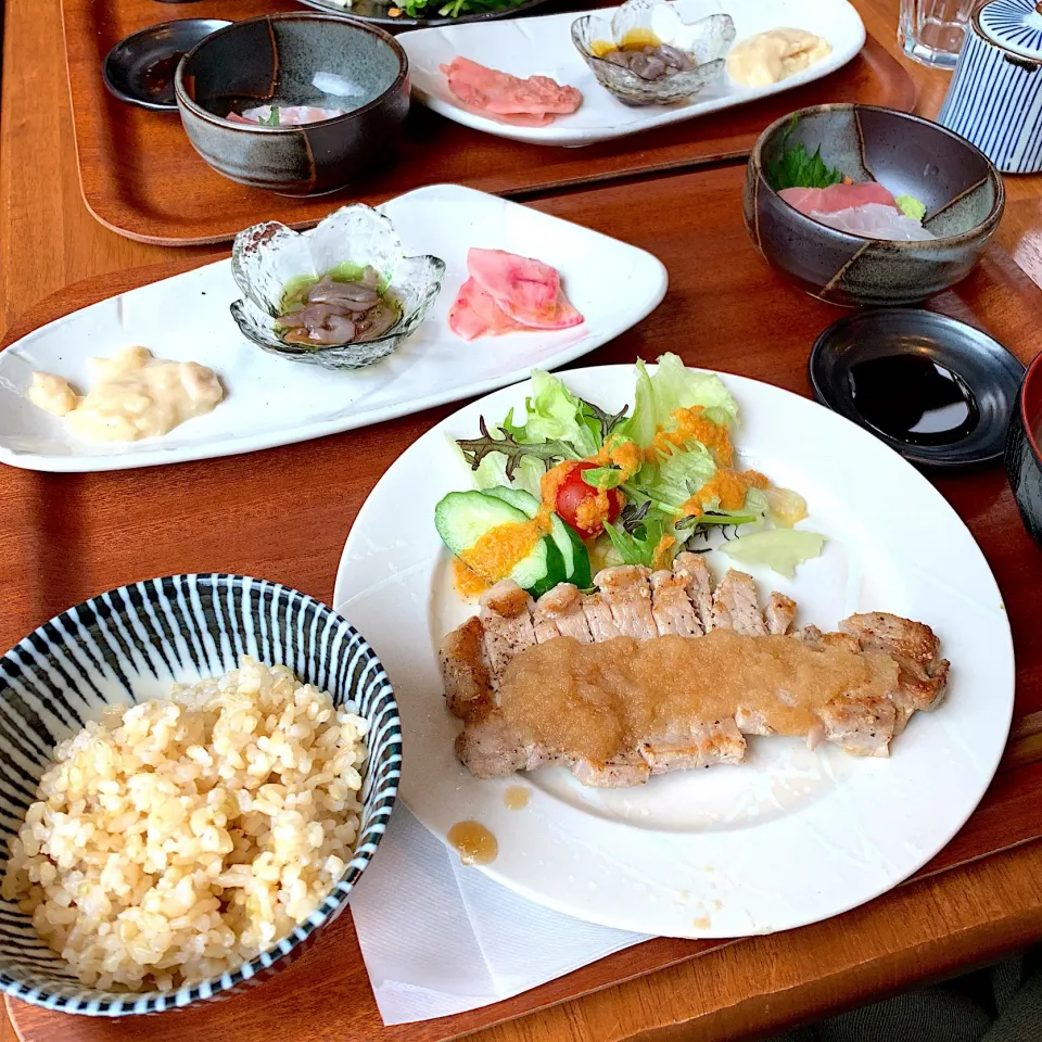 かなざわのおと。お肉ランチ1,000円|Miki Takeuchiさん